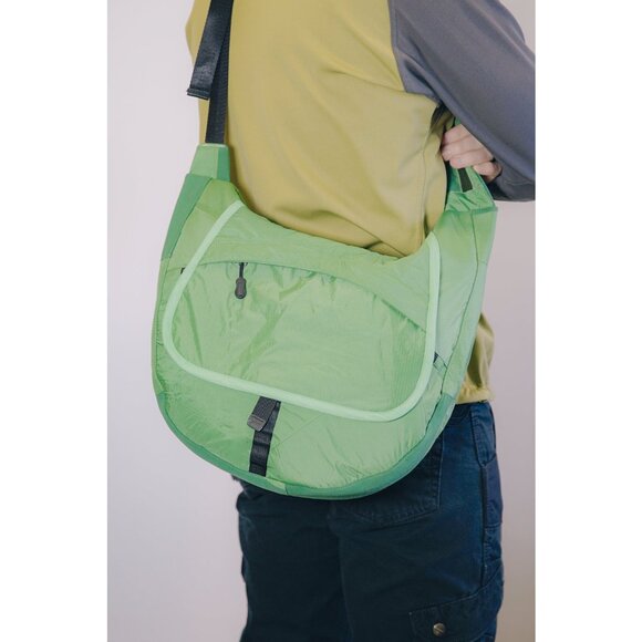 Rework Patagonia Shell Sling Bag - Picture 1 of 12